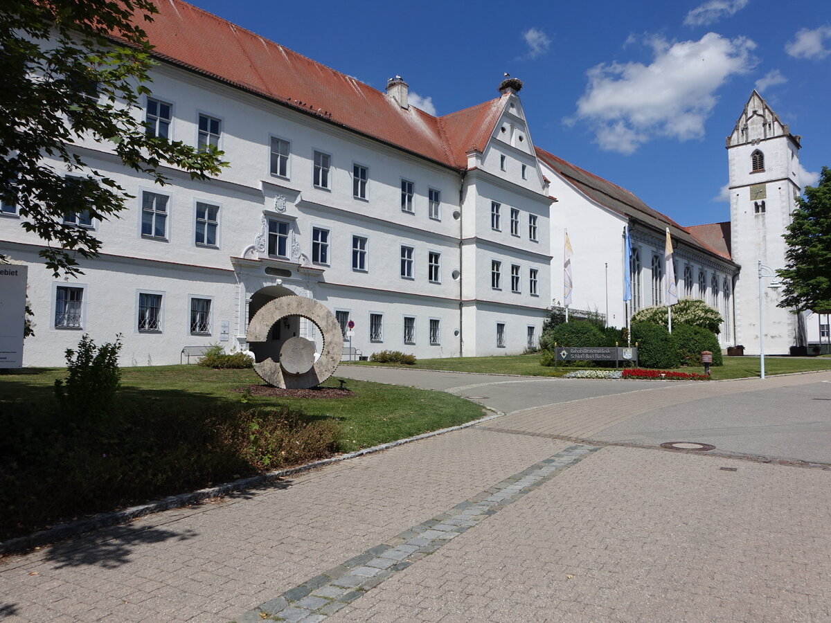 Bad Buchau, Stift und Stiftskirche St. Cornelius und Cyprianus am Schloplatz (10.07.2022)