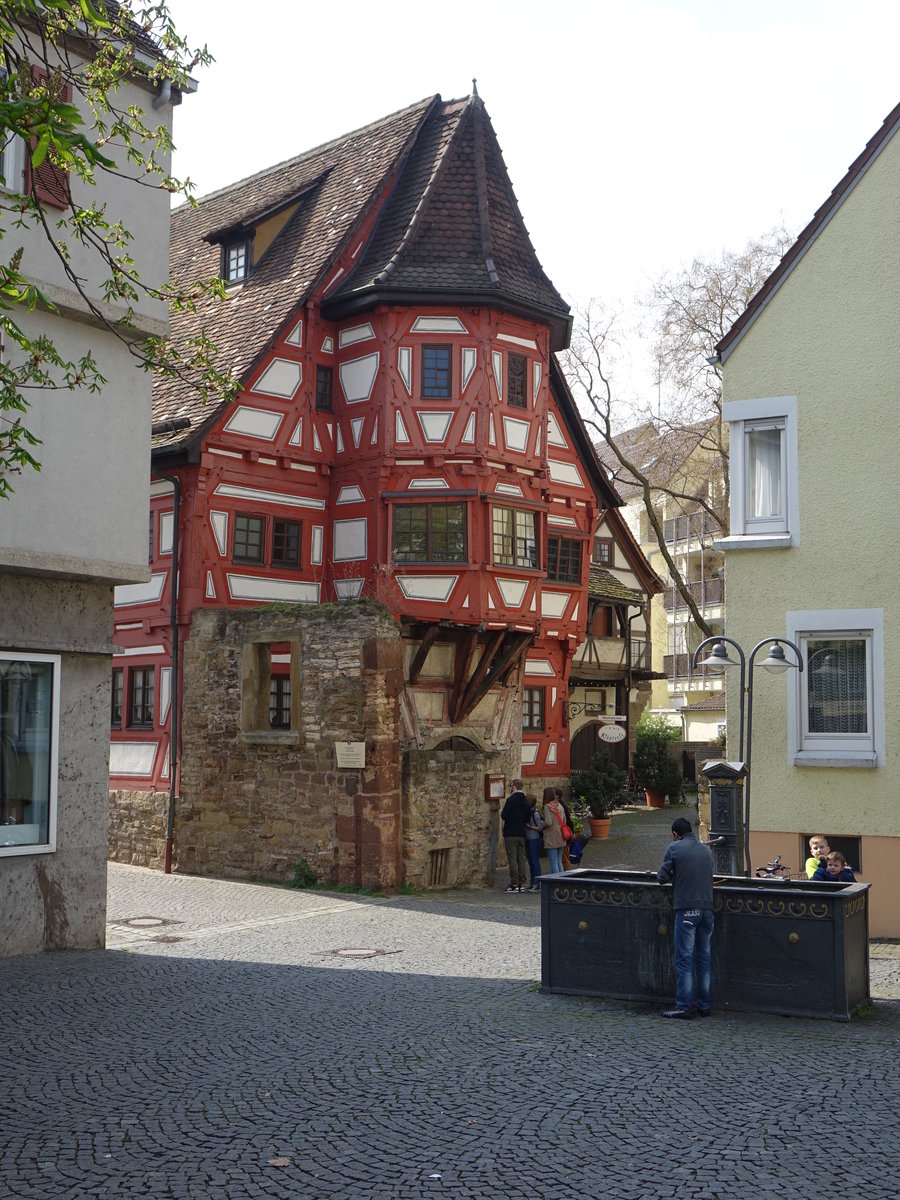 Bad Cannstadt, Klsterle, sptgotisches brgerliches Fachwerkhaus, erbaut 1463 (10.04.2016)