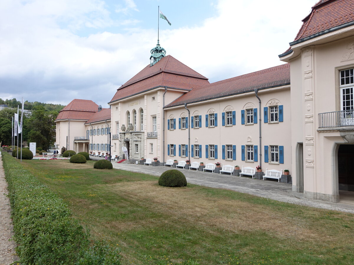 Bad Elster, historisches Albert Bad, erbaut 1908 nach einem Entwurf der Dresdner Architekten Rudolf Schilling und Julius Graebner (22.07.2023) 