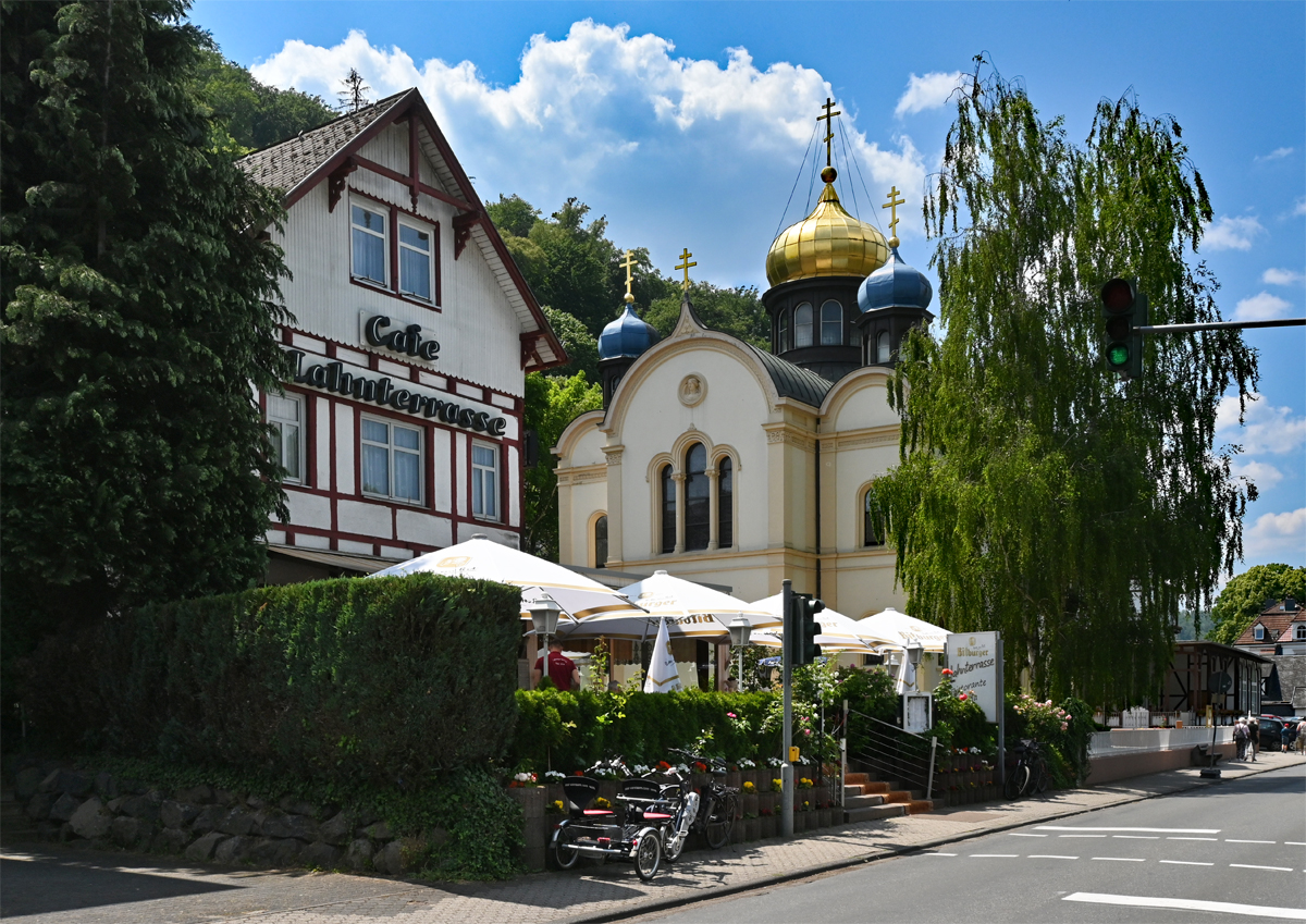 Bad Ems - Cafe Lahnterrasse und Orthodoxe Kirche am Lahnufer - 11.06.2023
