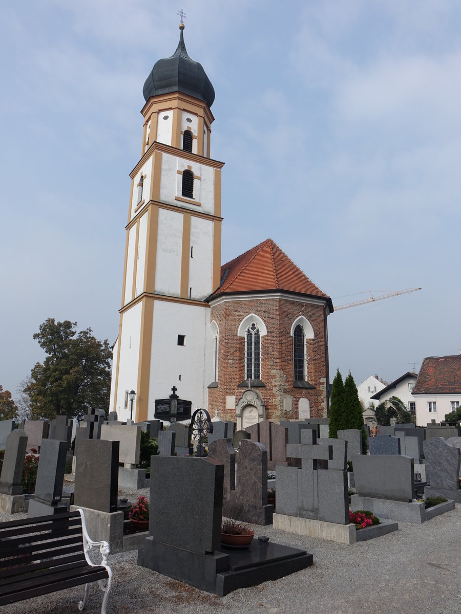 Bad Griesbach, kath. Pfarrkirche St. Michael, sptgotisch, erbaut um 1500 (20.10.2018)
