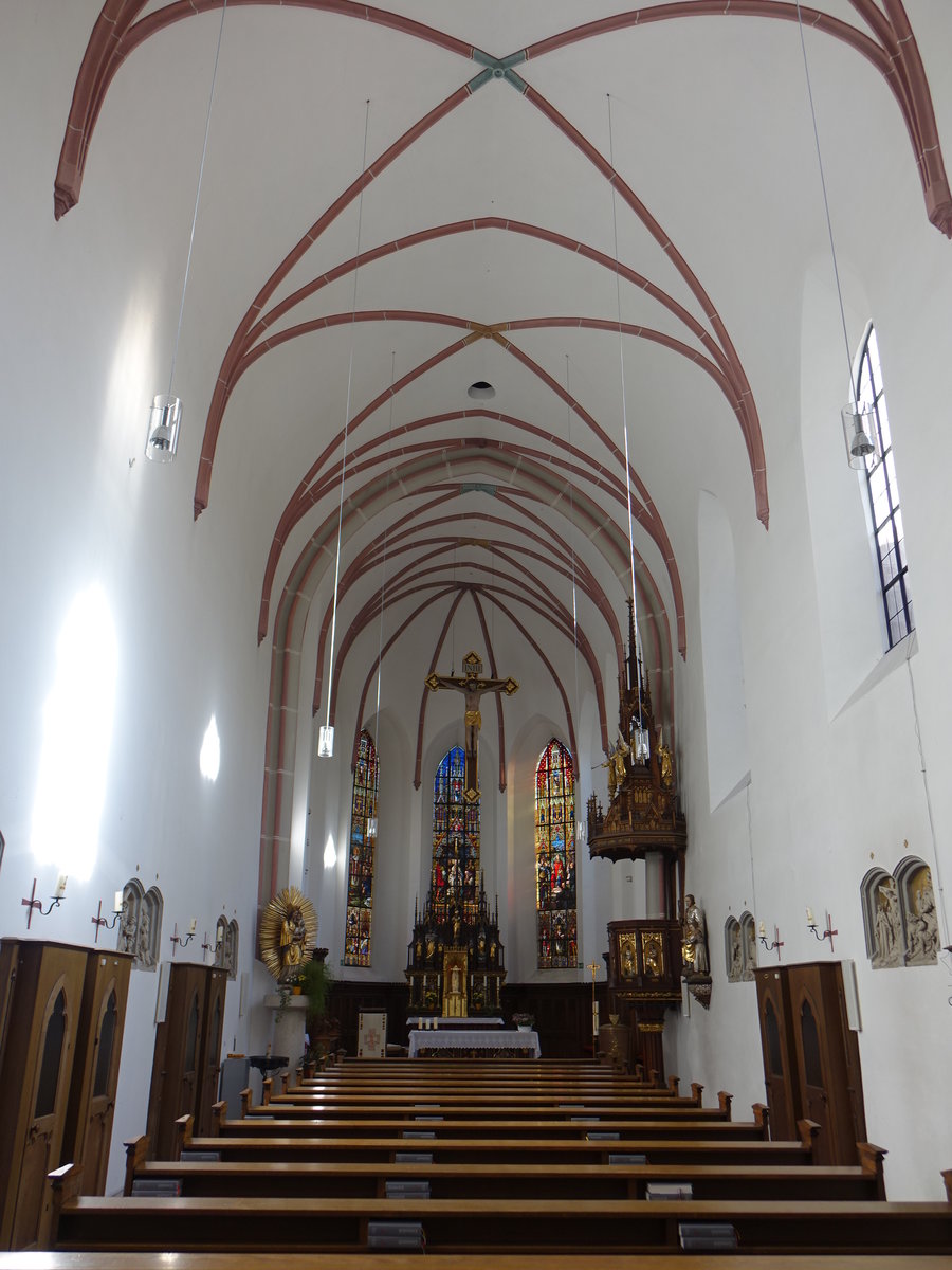 Bad Reichenhall, Innenraum der St. gidius Kirche (10.11.2018)
