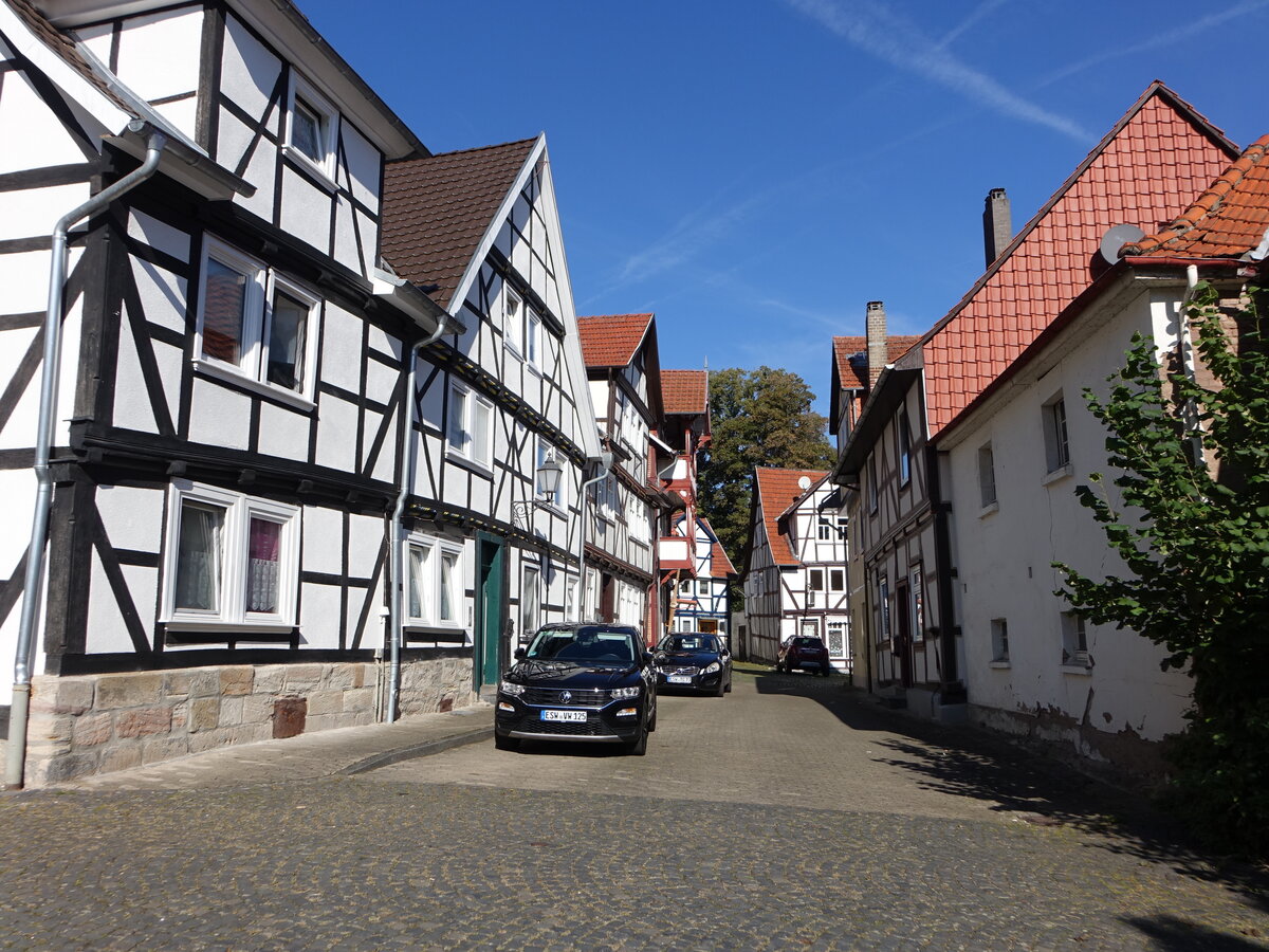 Bad Sooden, Fachwerkhuser am Rhenanusplatz (26.09.2023)