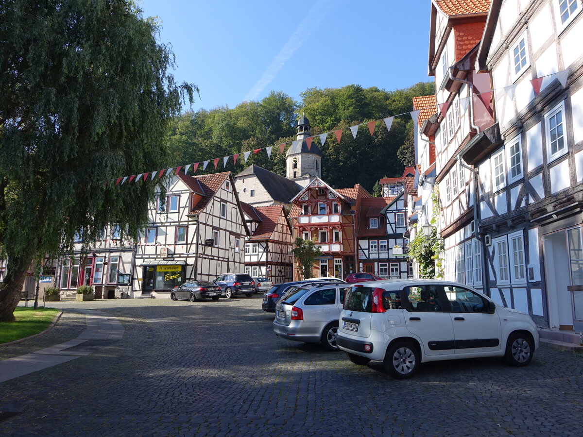 Bad Sooden, Fachwerkhuser in der Strae am Haintor (26.09.2023)