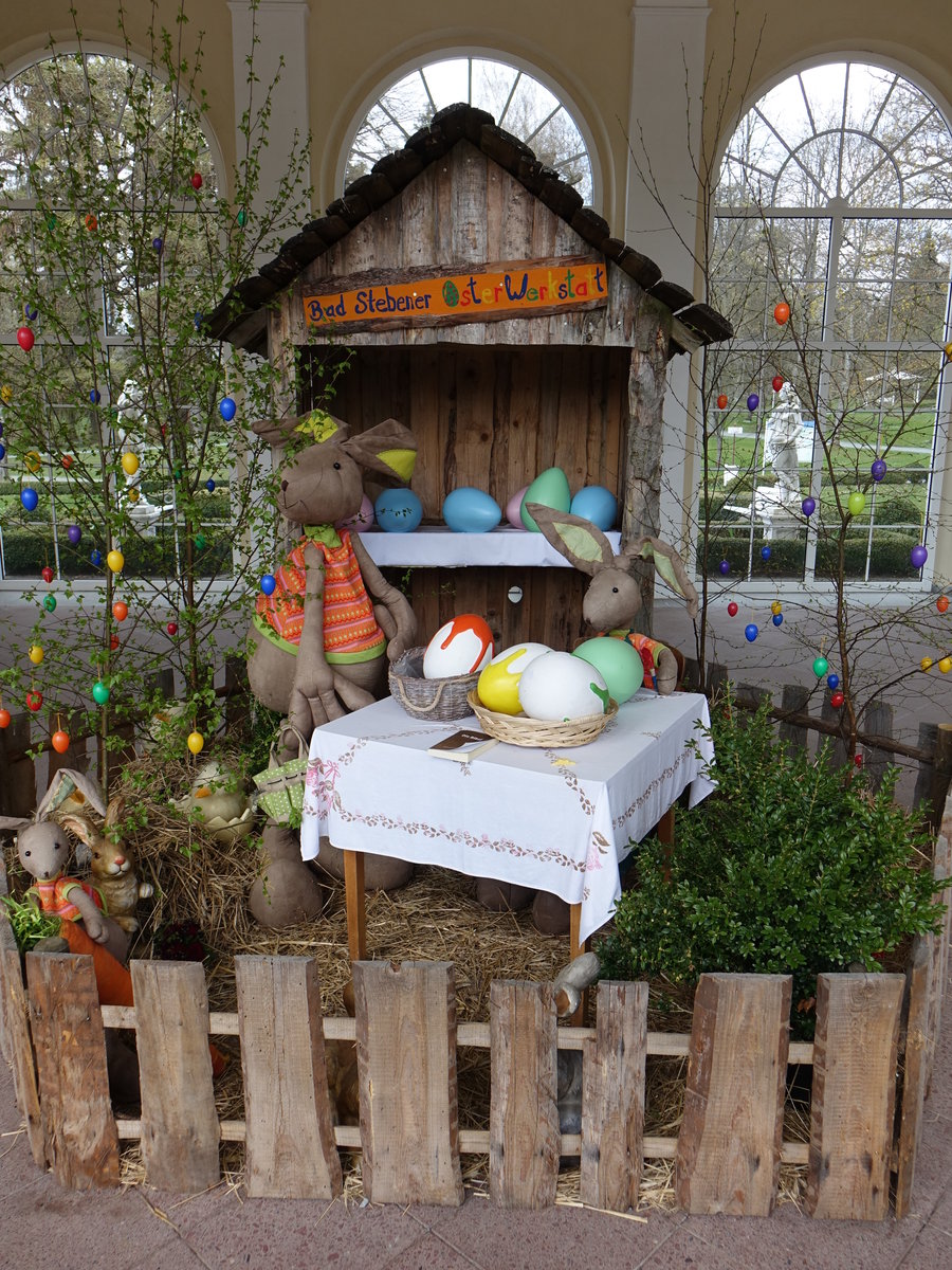 Bad Steben, Osterschmuck der Osterwerkstatt im Kurpark (14.04.2017)