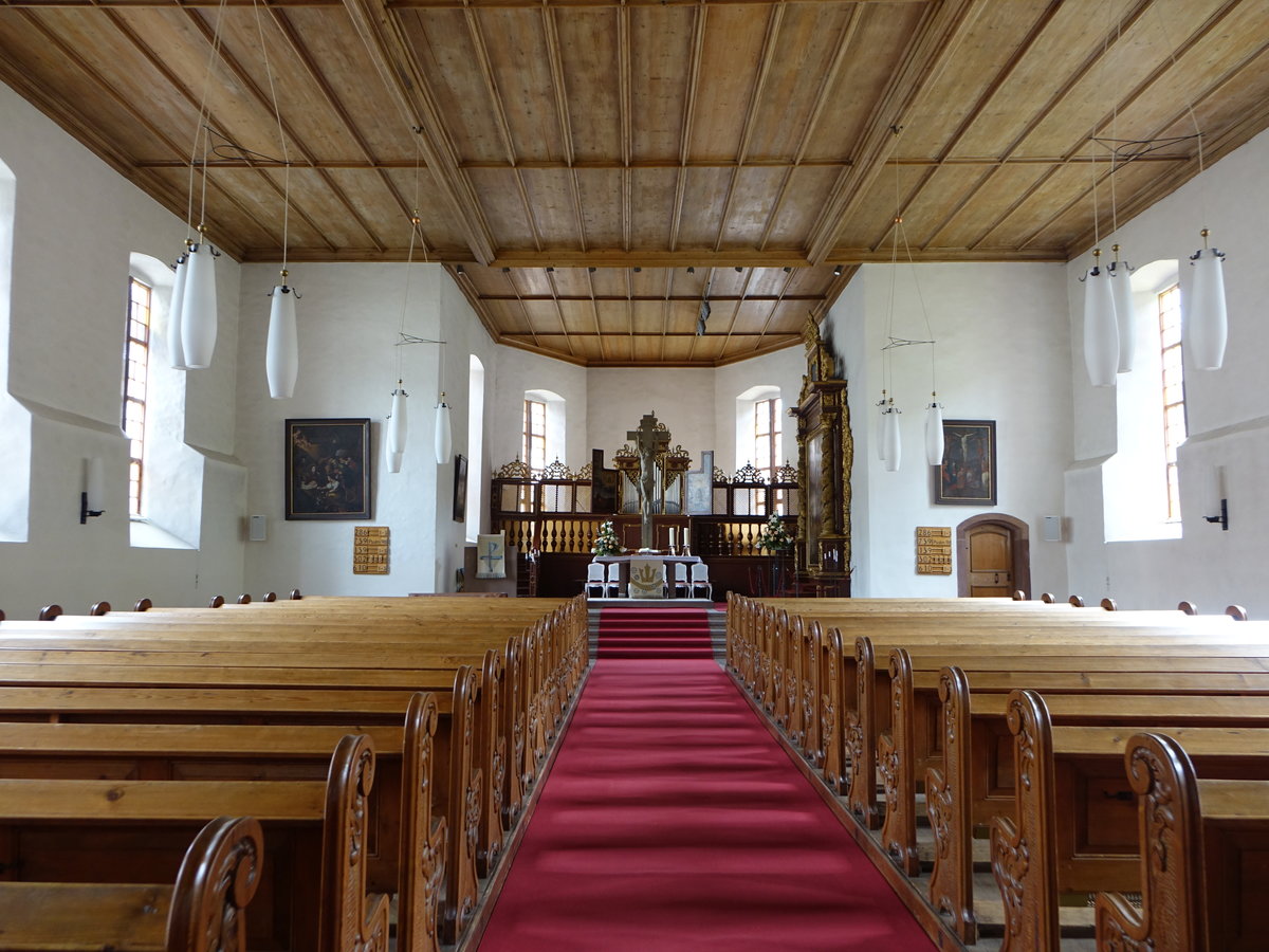 Bad Teinach, Innenraum in der evangelischen Dreifaltigkeitskirche (01.05.2018)