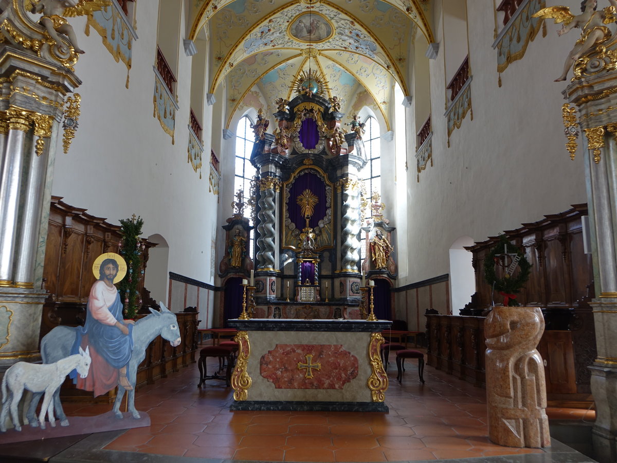 Bad Waldsee, Hochaltar von Dominikus Zimmermann in der St. Peter Kirche (28.03.2021)