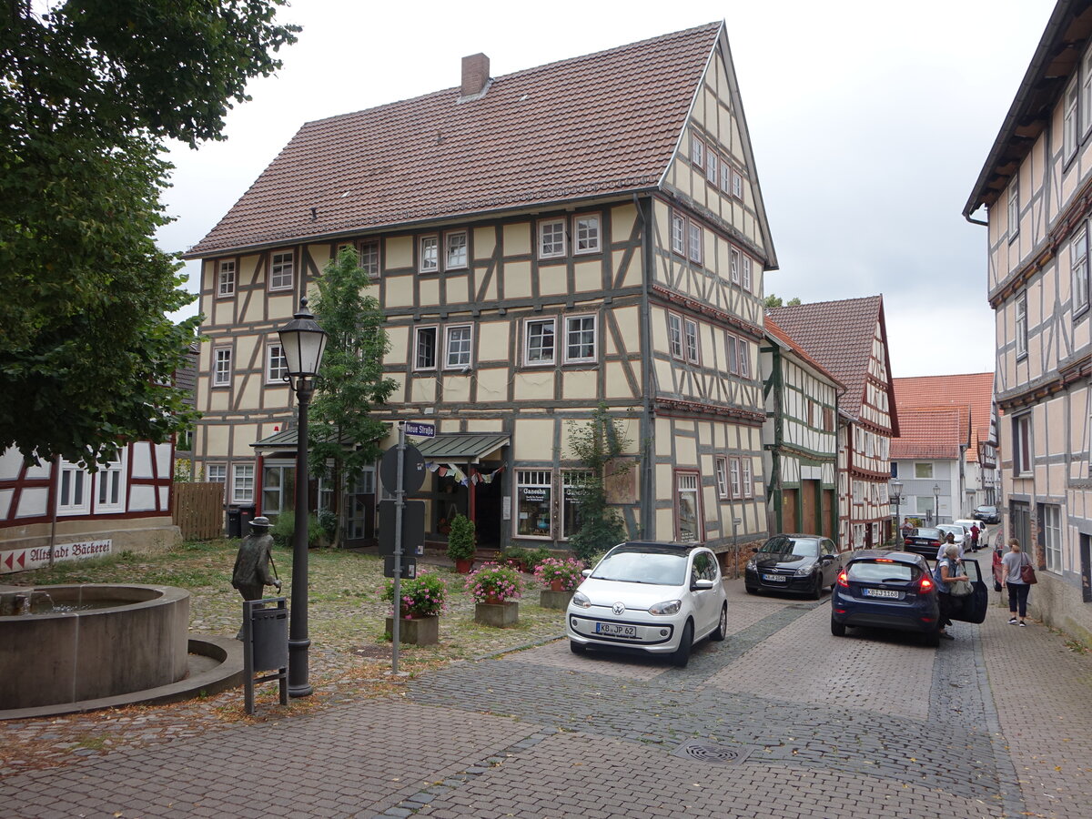 Bad Wildungen, Fachwerkhuser in der Brunnengasse (05.08.2022)