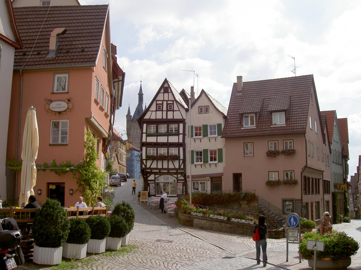 Bad Wimpfen, Hauptstrae mit Blauem Turm (24.08.2008)