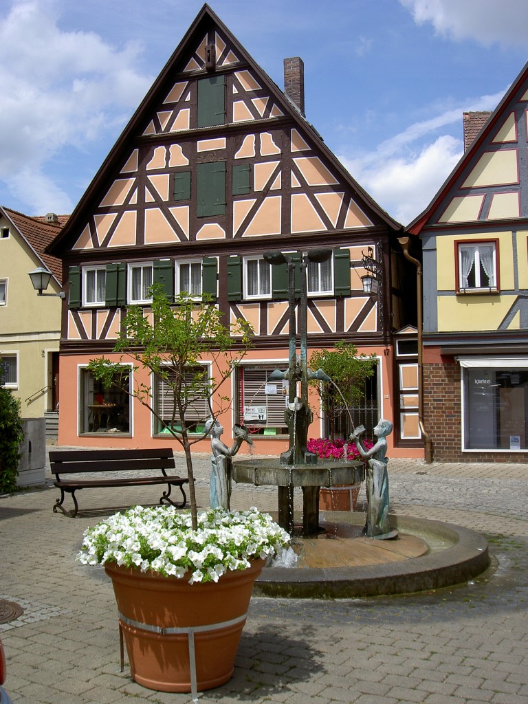 Bad Windsheim, Brunnen an der Pastoriusgasse (19.06.2014)