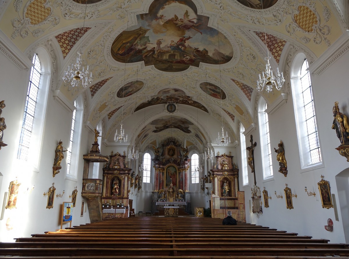 Bad Wrishofen, Altre und Fresken in der Stadtkirche St. Justina, Fresken von Jacob Frschle, Stuck von Matthias Stiller, Hochaltar von Josef Schnitzer  (26.01.2016)