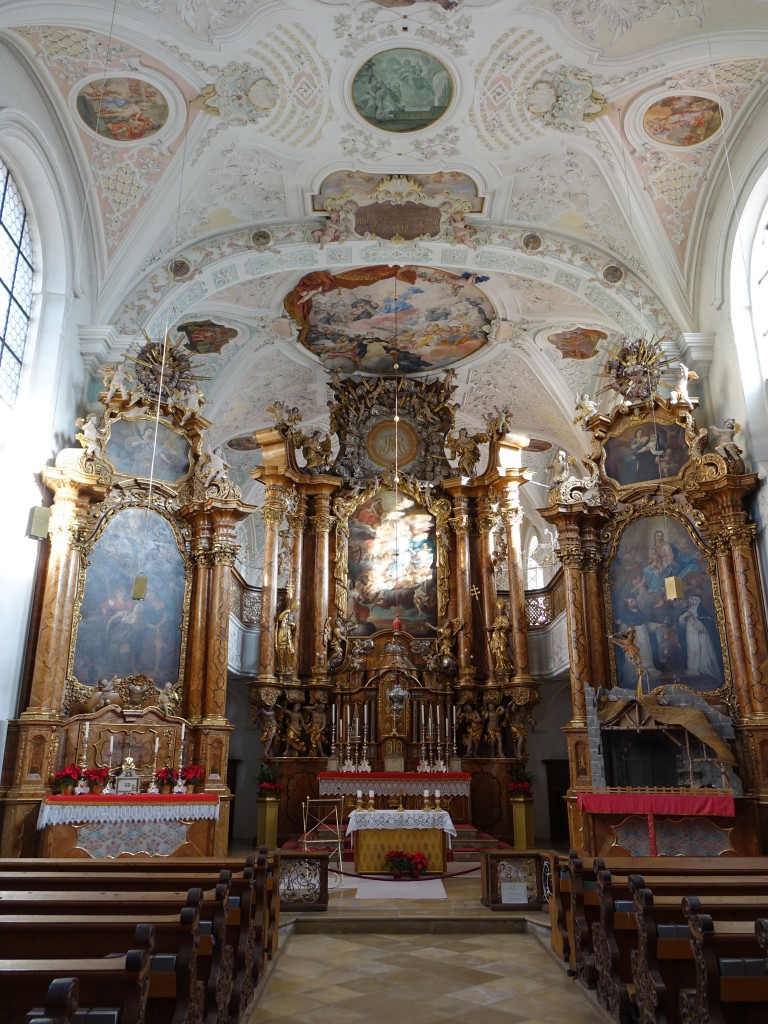 Bad Wrishofen, Altre von Valentin Zindter in der Dominikanerinnen Klosterkirche, Fresken und Stuck von Dominikus Zimmermann, Altargemlde von Franz Haagen (26.01.2016)