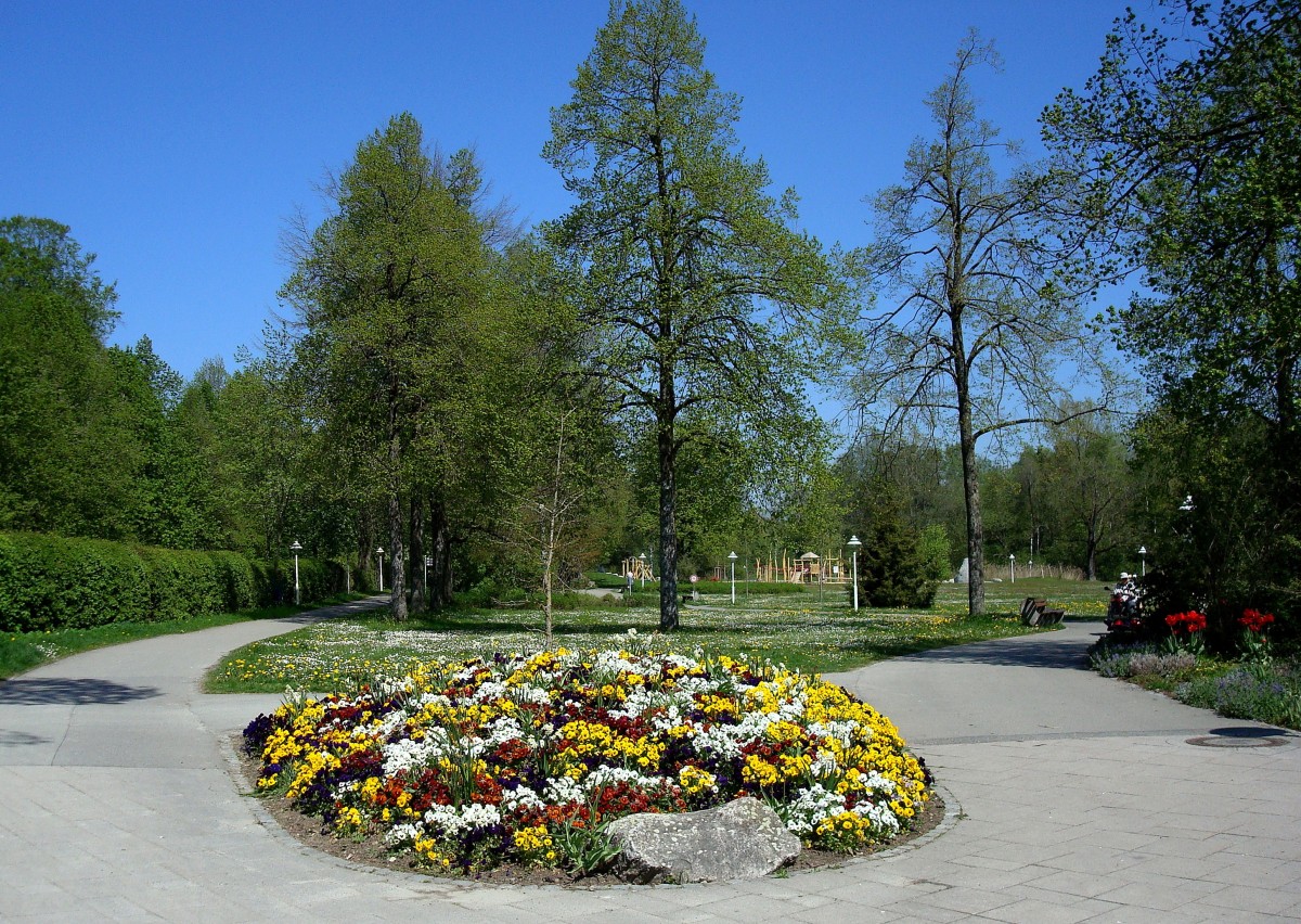Bad Wurzach, im Kurpark des ltesten Moorbades in Baden-Wrttemberg, Mai 2008