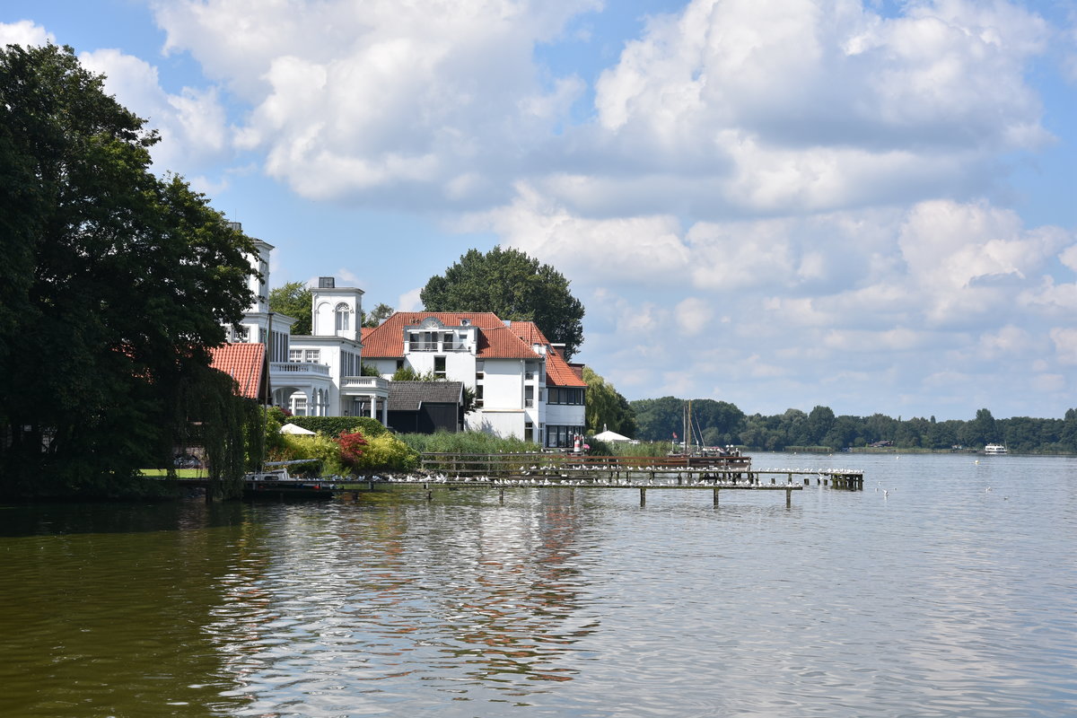 BAD ZWISCHENAHN (Landkreis Ammerland), 18.08.2016, am Zwischenahner Meer 