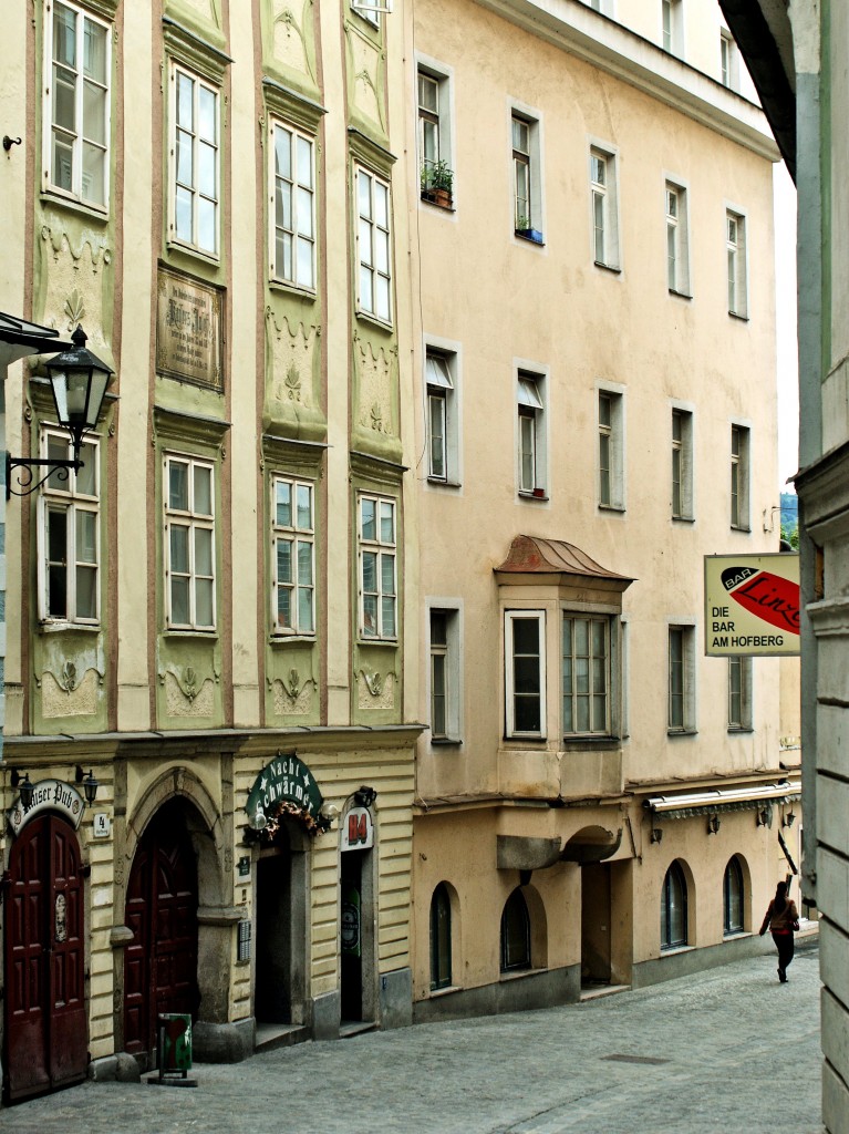 Badgasse im Linzer Altstadtviertel... aufgenommen am 26.6.2013