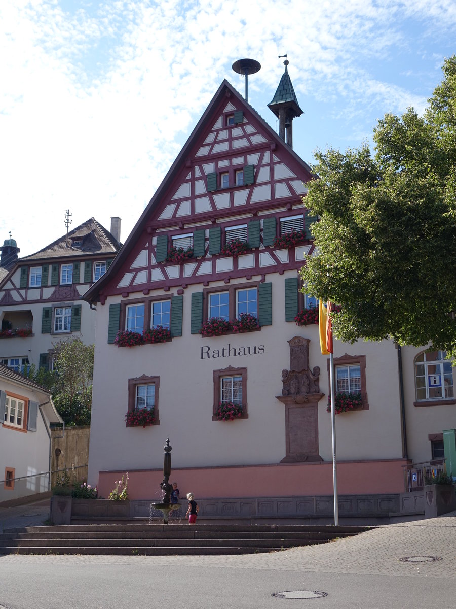 Bahlingen, Rathaus aus dem 17. Jahrhundert (14.08.2016)