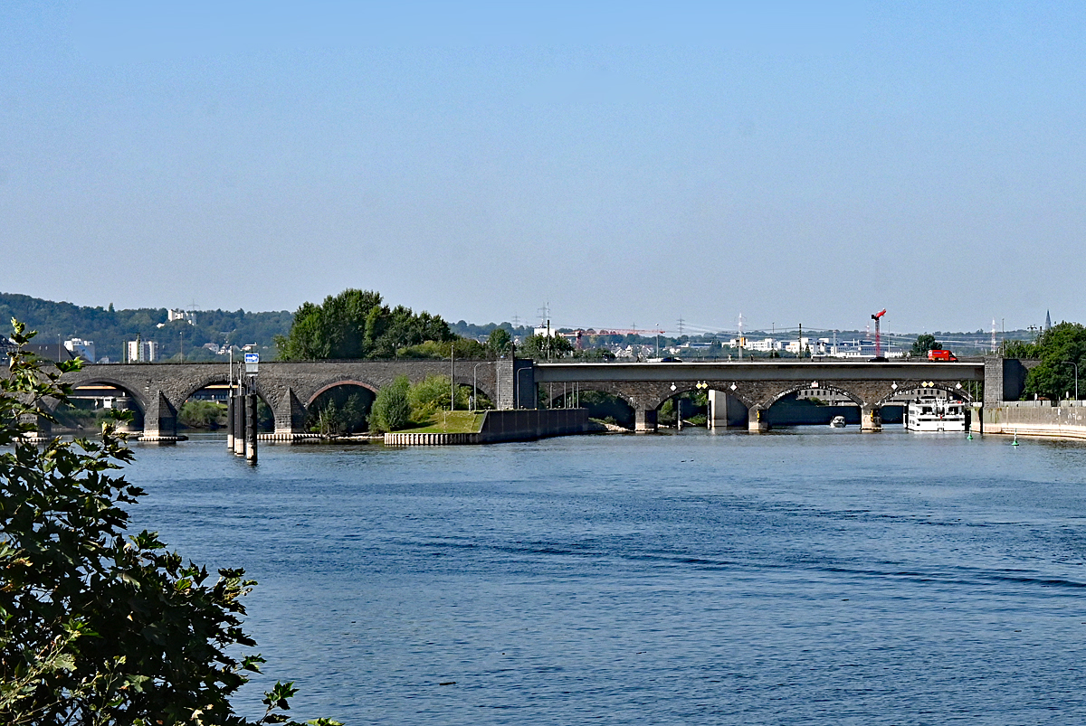 Balduinbrcke ber die Mosel in Koblenz - 08.09.2021