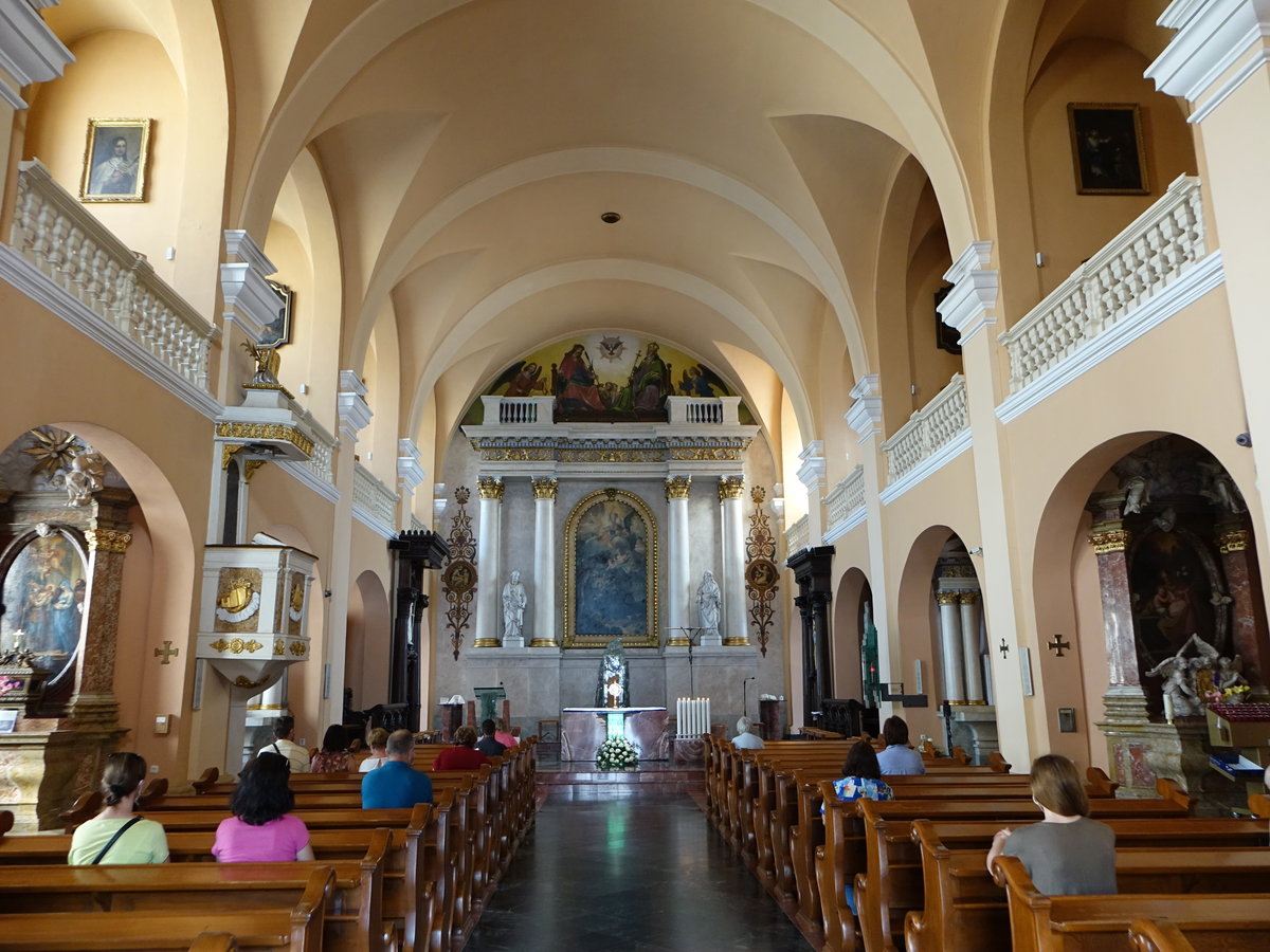 Banska Bystrica / Neusohl, barocker Innenraum der Jesuitenkirche (07.08.2020)