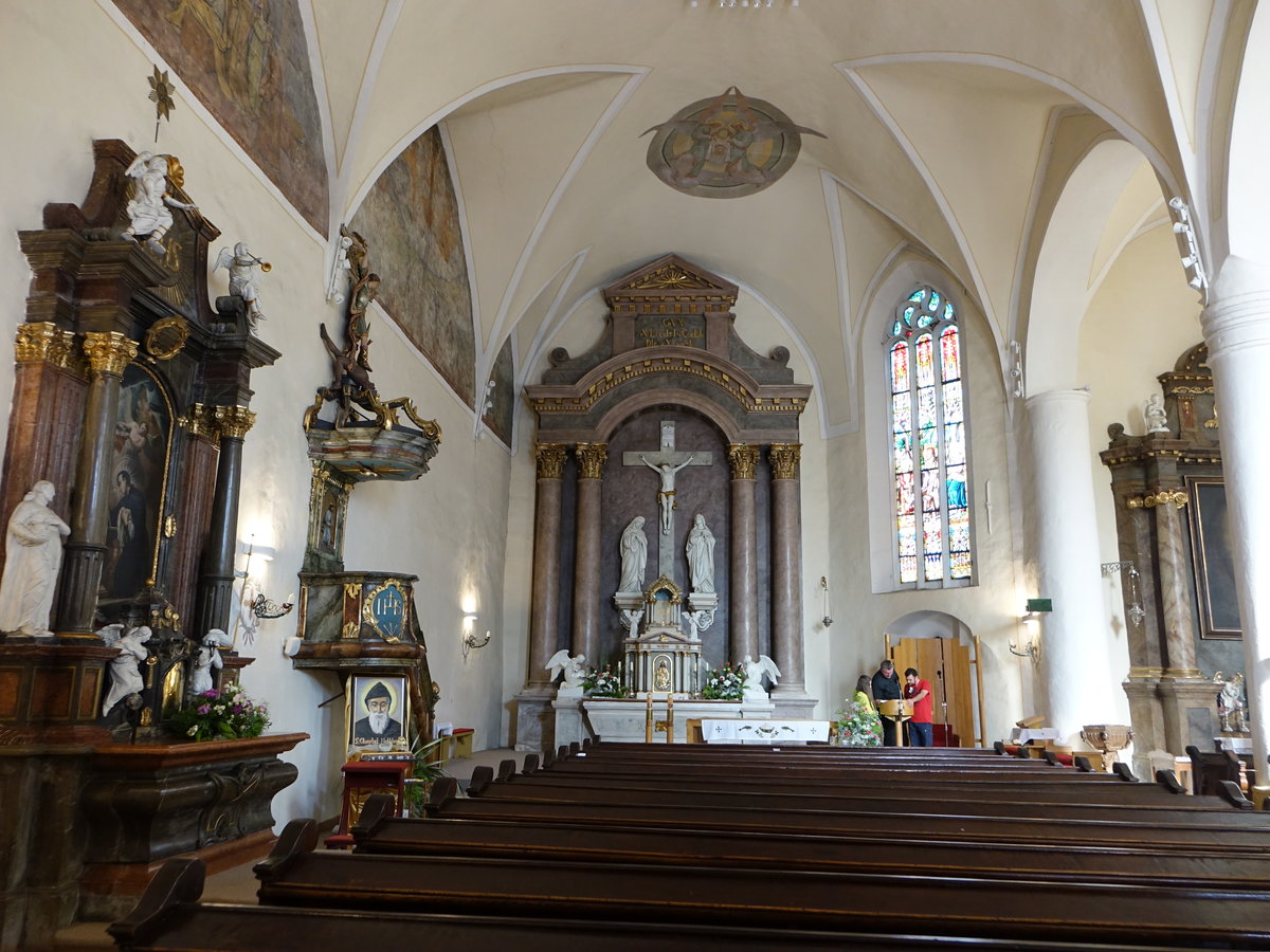 Banska Bystrica / Neusohl, Innenraum der Pfarrkirche Hl. Kreuz (07.08.2020)