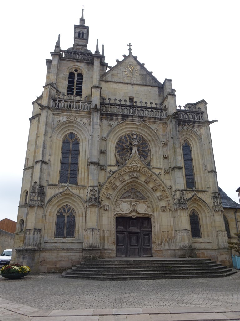Bar-le-Duc, St. Etienne Kirche in der Oberstadt, erbaut im 14. Jahrhundert (26.10.2015)