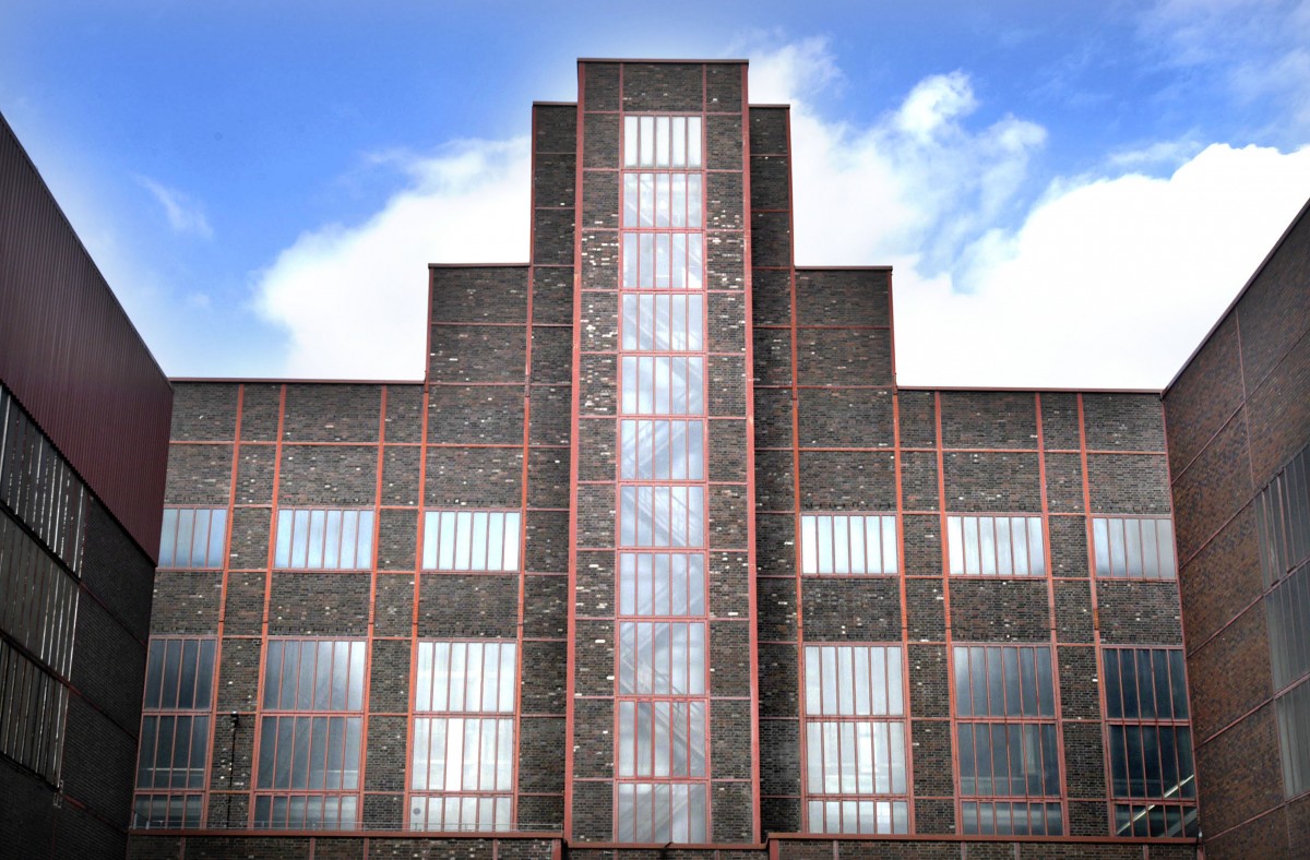 Bauhaus-Architektur in Zeche Zollverein - Essen. Aufnahme: Mai 2007.