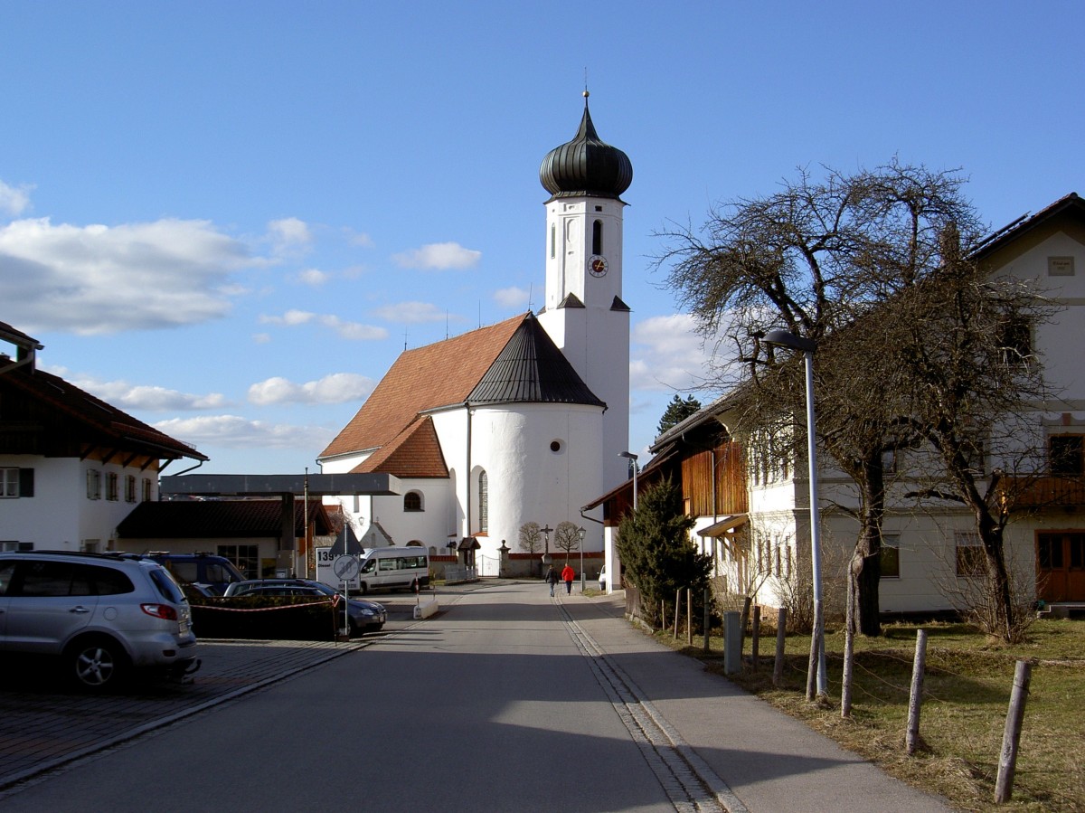 Bayerniederhofen, Pfarrkirche St. Michael, erbaut von 1701 bis 1703 durch Thomas 
Natter und Joseph Miller, Gemeinde Halblech (20.02.2014)