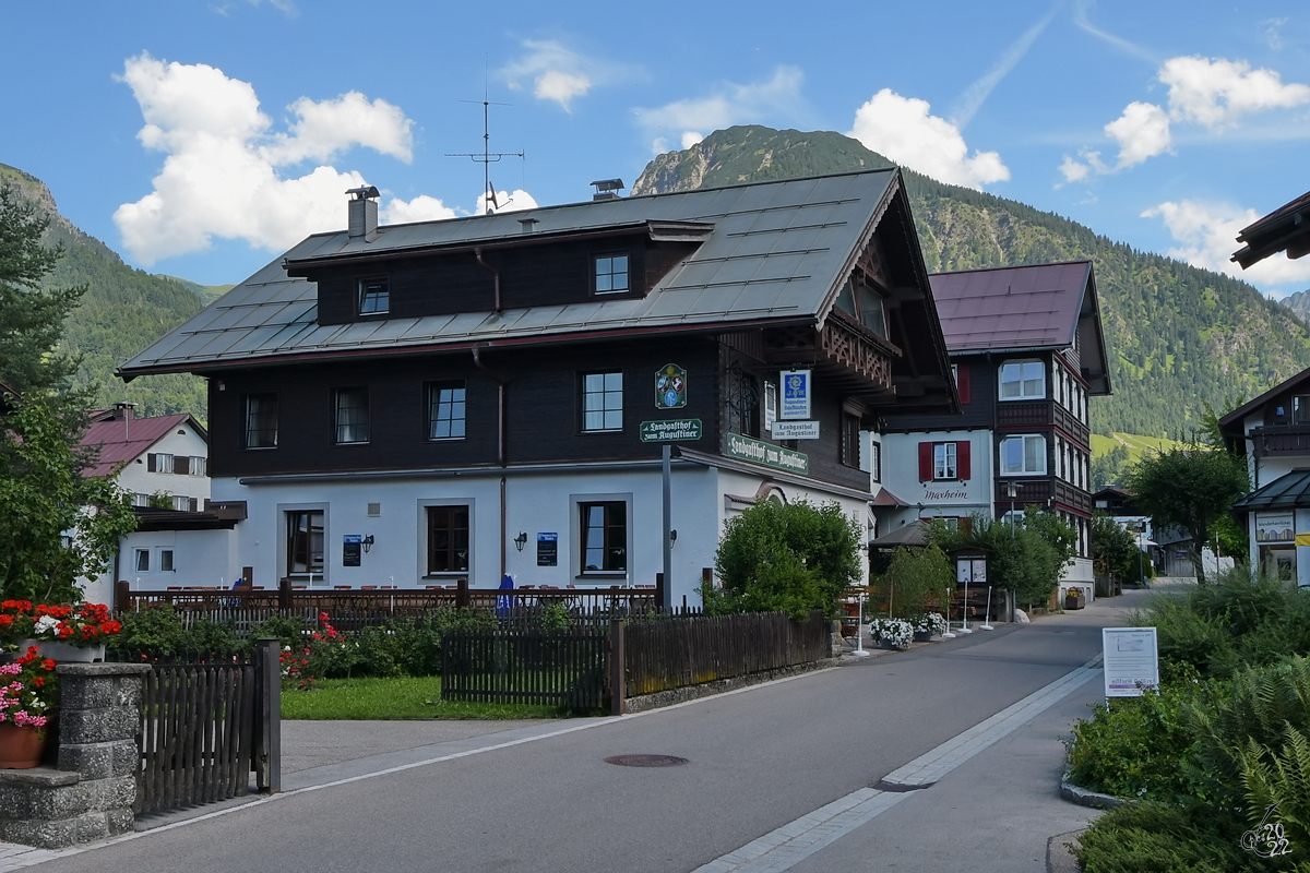 Bayrische Idylle in Oberstdorf. (Juli 2017)