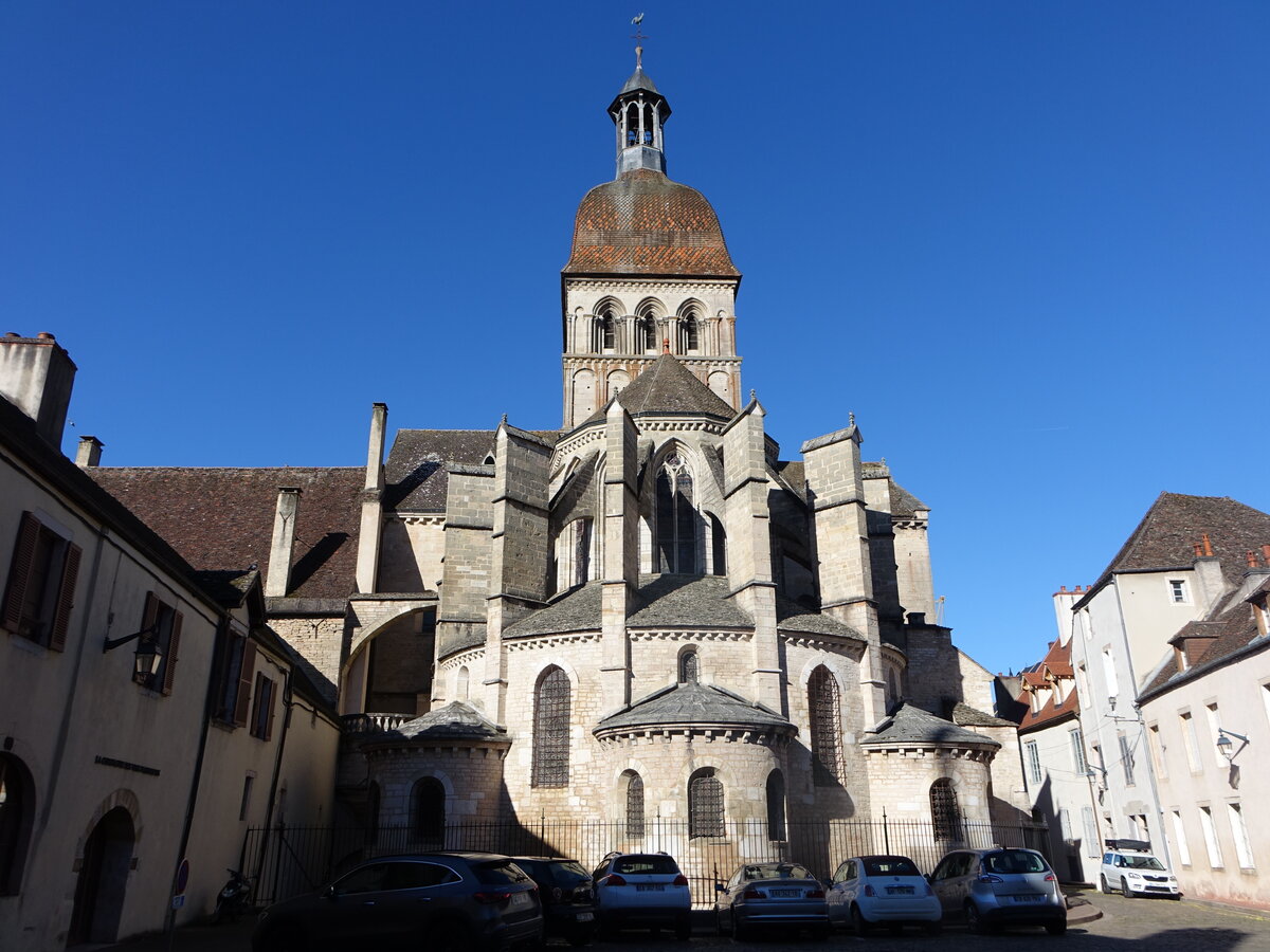 Beaune, Kollegiatskirche Notre-Dame, erbaut im 12. Jahrhundert (02.07.2022)