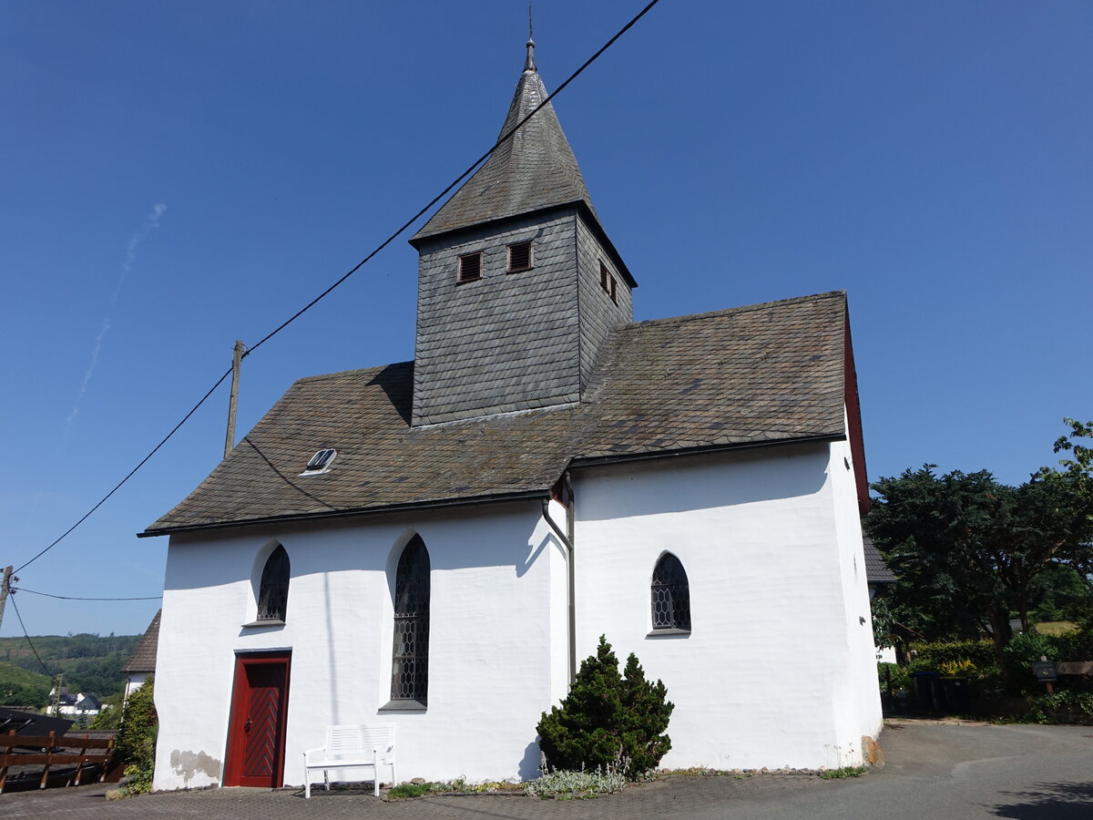 Beddelhausen, evangelische Kirche, erbaut im 13. Jahrhundert (26.06.2026)
