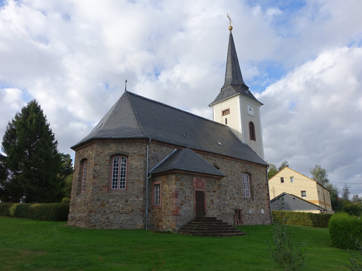 Beerwalde, evangelische Dorfkirche, erbaut im 18. Jahrhundert (19.09.2023)