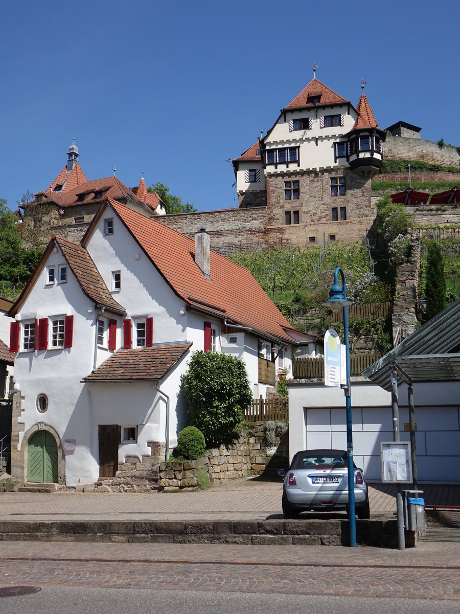 Beilstein, Handwerkerhaus an der ueren Burgstaffel und unteres Schloss (29.04.2018)