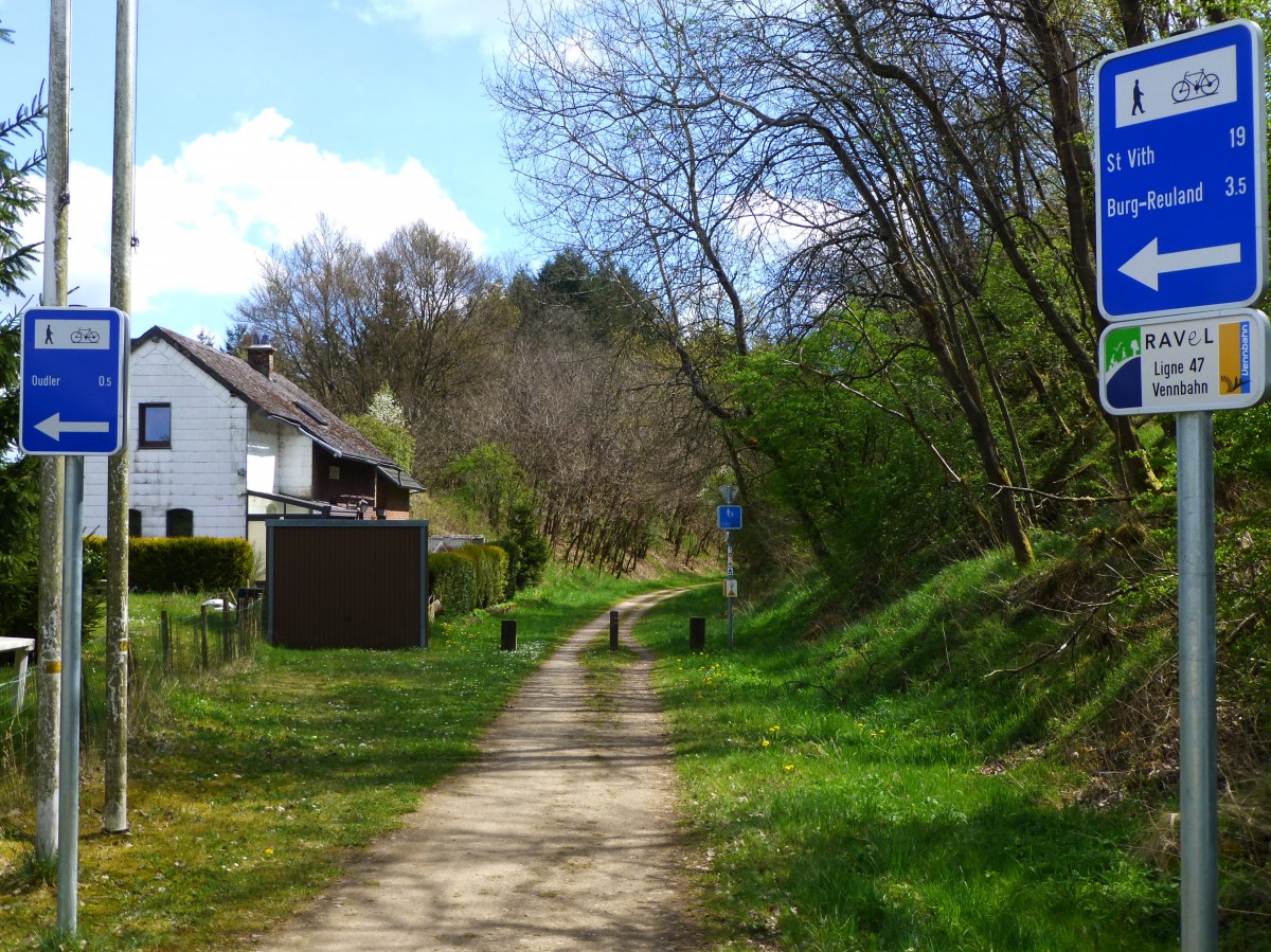 Belgien, Wallonien, Provinz Lttich, deutschsprachige Gemeinschaft, der ehemalige Bahnhof von Oudler am Vennbahn Radweg (Strecke 47 in Belgien). 23.04.2014