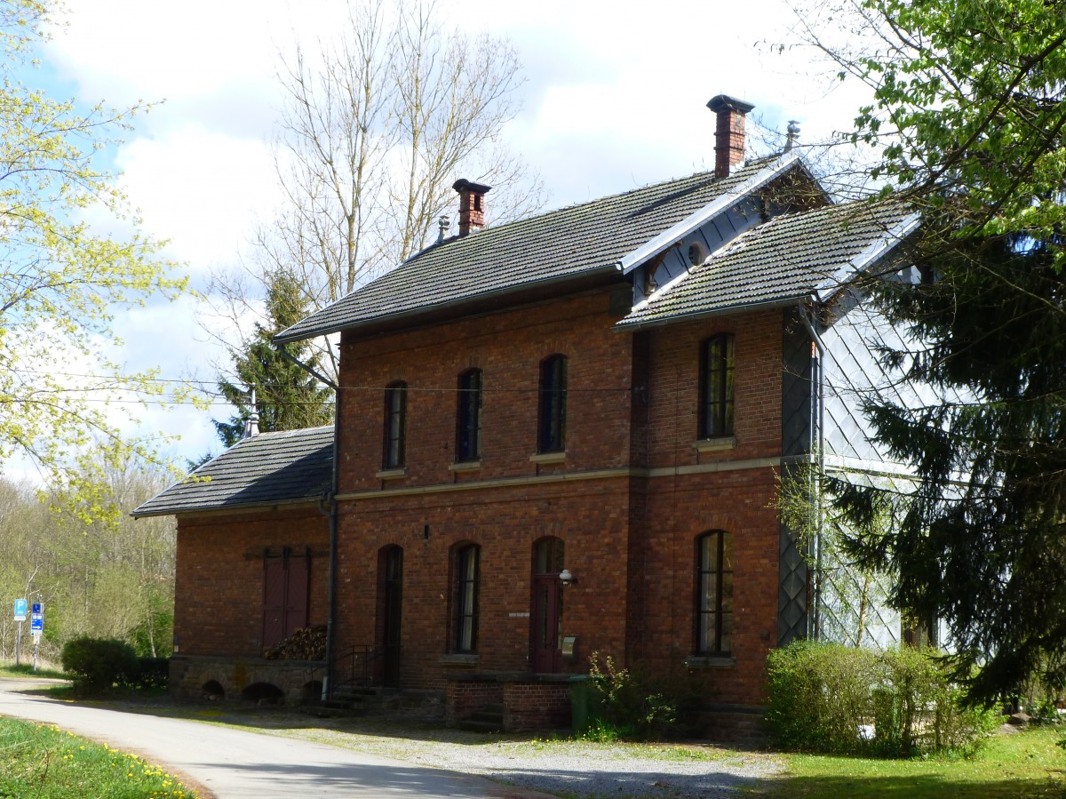 Belgien, Wallonien, Provinz Lttich, deutschsprachige Gemeinschaft, Bahnhof Reuland am Vennbahn Radweg (Strecke 47 in Belgien). 23.04.2014