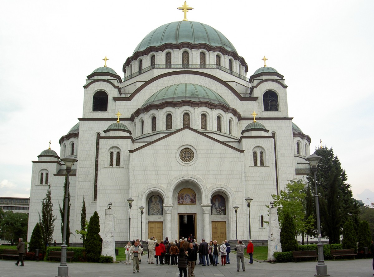 Belgrad, Dom des Hl. Sava am Sava Plateau, erbaut von 1935 bis 1941, Wiederaufnahme nach 1985, Fertigstellung der Kuppel 1989 unter Branko Pesic (29.04.2014) 