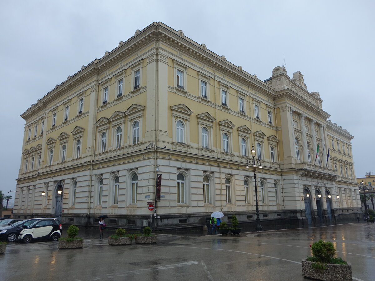 Benevento, Prefektur im Palazzo del Governo am Corso Giuseppe Garibaldi (25.10.2022)