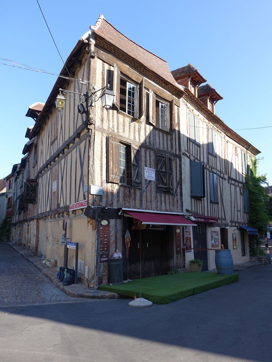 Bergerac, Fachwerkhuser in der Rue de la Mirpe (23.07.2018)