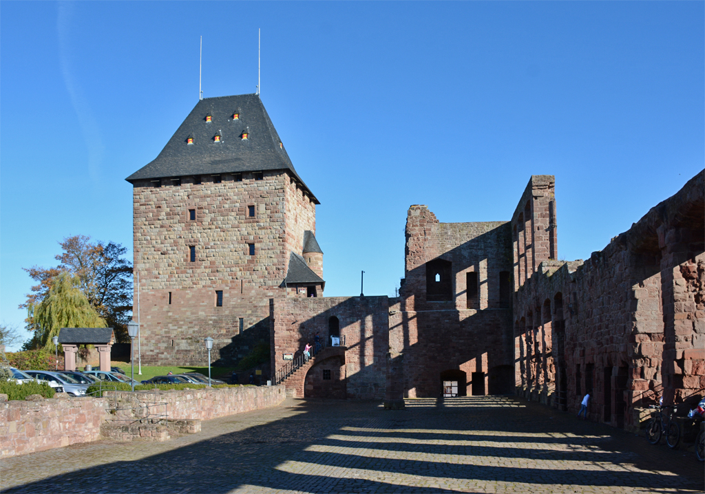 Bergfried der Burg Nideggen - 01.11.2015