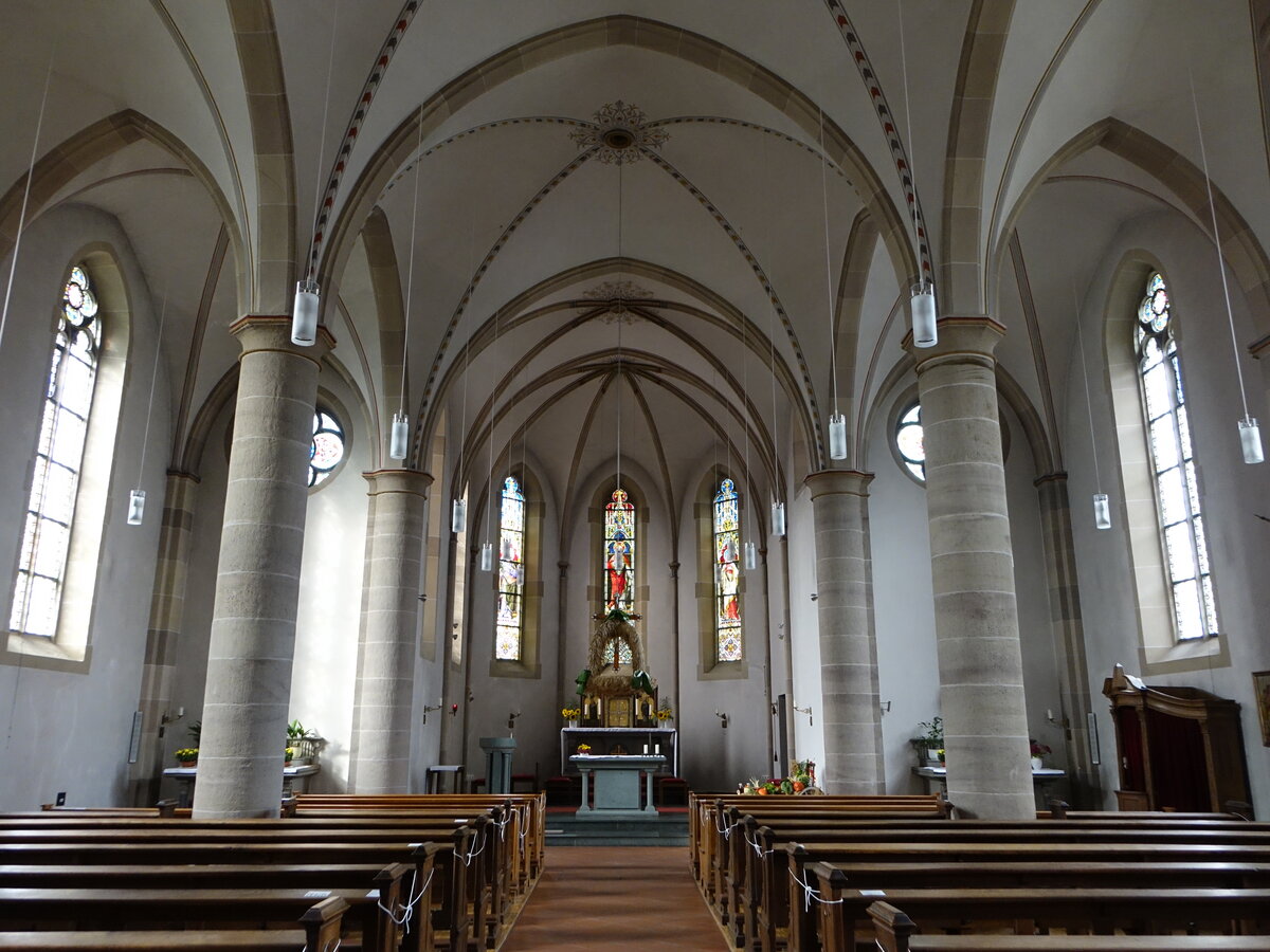 Bergheim, neugotischer Innenraum der St. Liborius Kirche, erbaut 1896 (05.10.2021)