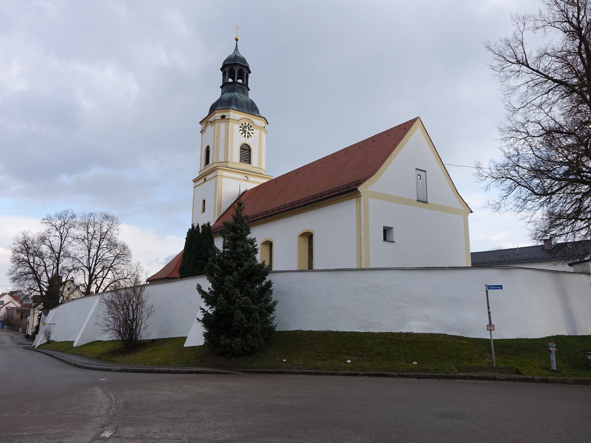 Bergheim, Pfarrkirche St. Mauritius, Chorturmkirche, erbaut im 14. Jahrhundert, Turmerhhung 1744 (06.03.2016)