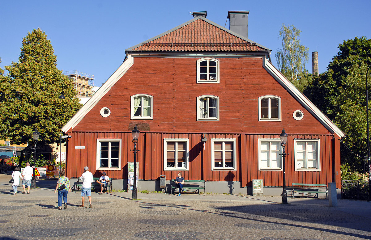 Bergslagsgrden ist Zentrum der Arbeiterwohlfahrt von Norrkping. Das Haus wurde 1750 erbaut. Aufnahme: 22. Juli 2017.