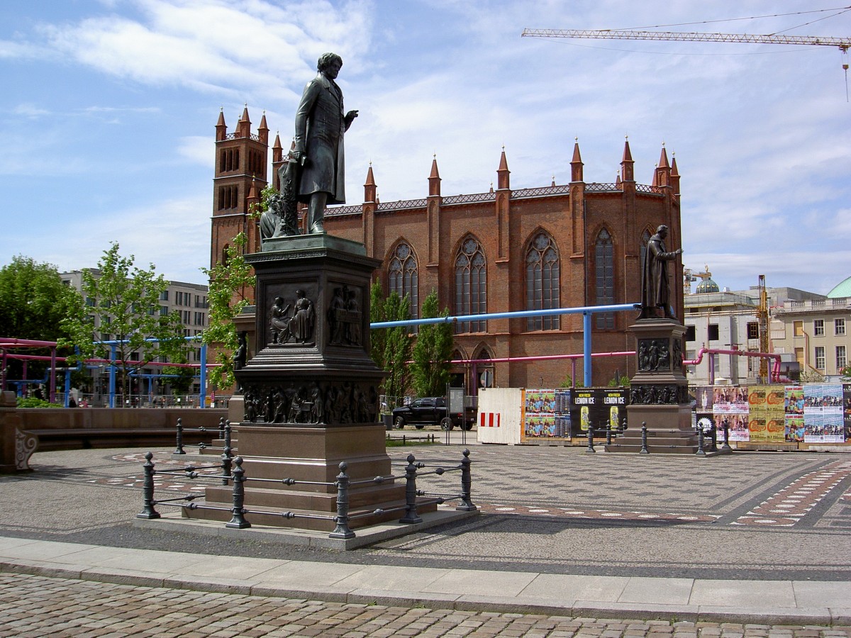 Berlin, Schinkelplatz mit Friedrichswerdsche Kirche (17.05.2014)