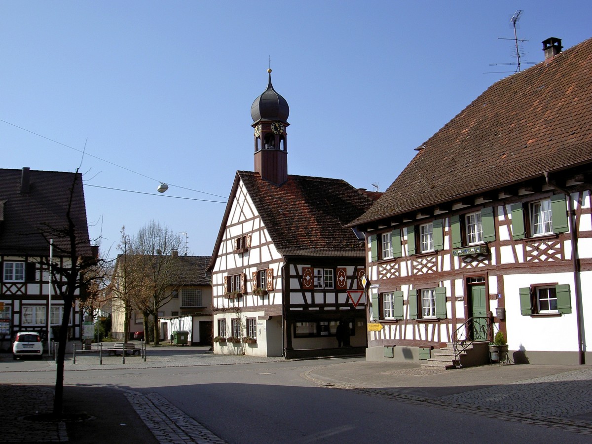 Bermatingen, Altes Rathaus am Marktplatz (09.03.2014)