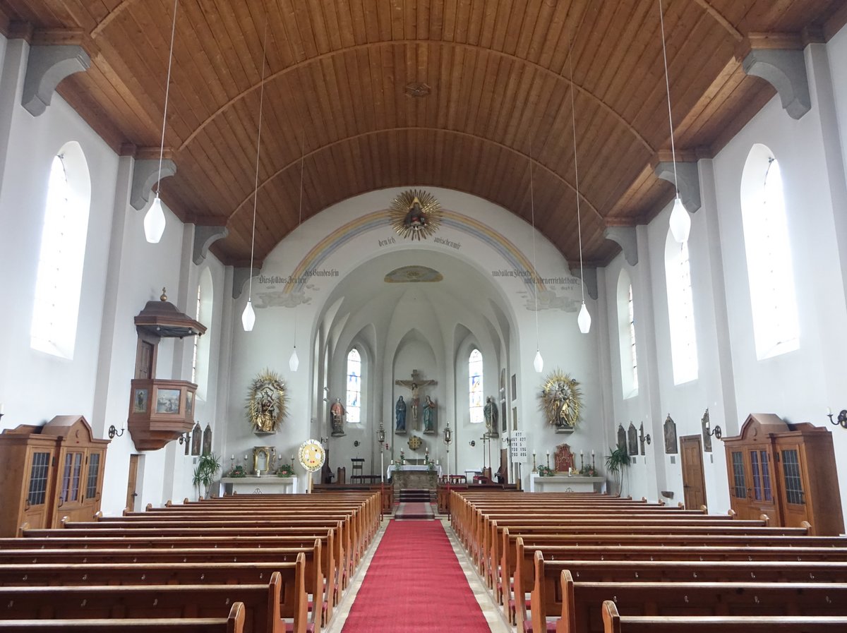 Bernau a. Chiemsee, Innenraum der Pfarrkirche St. Laurentius (26.02.2017)