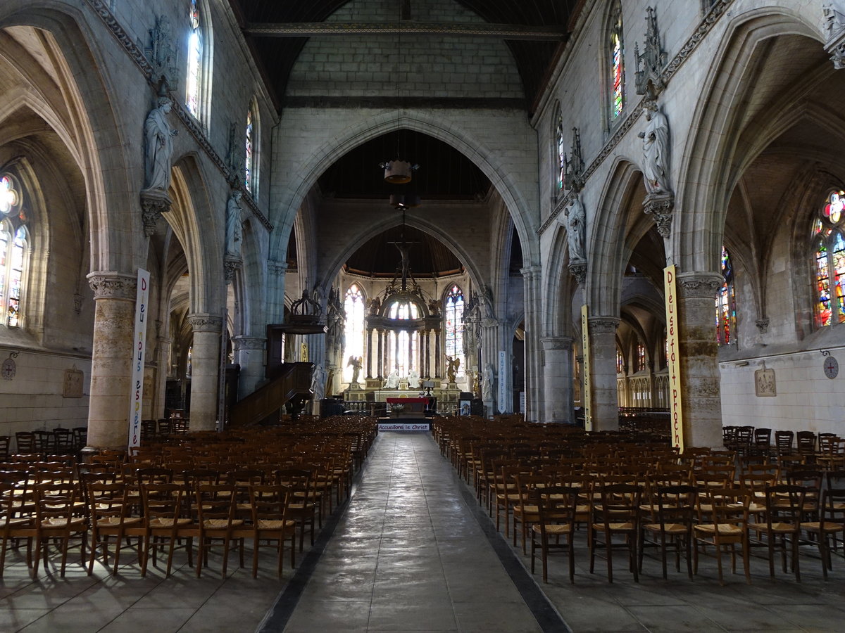 Bernay, Innenraum der Kirche Sainte-Croix (15.07.2016)