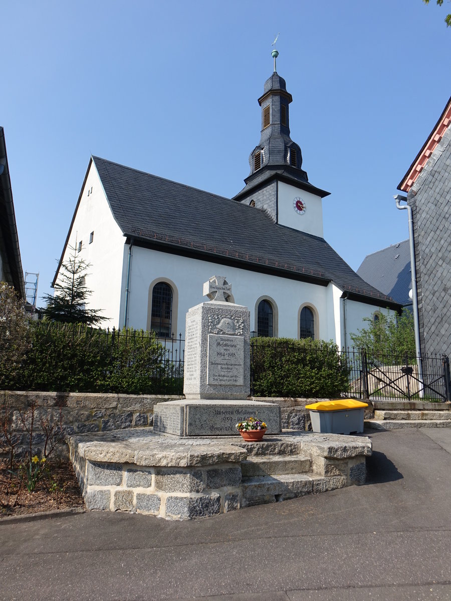 Bernstein, Pfarrkirche St. Jakobus, Chorturm mit welscher Haube im Kern sptromanisch, Chor sptgotisch, barocker Sakristeianbau, Langhaus mit Satteldach erbaut um 1700 (21.04.2018)