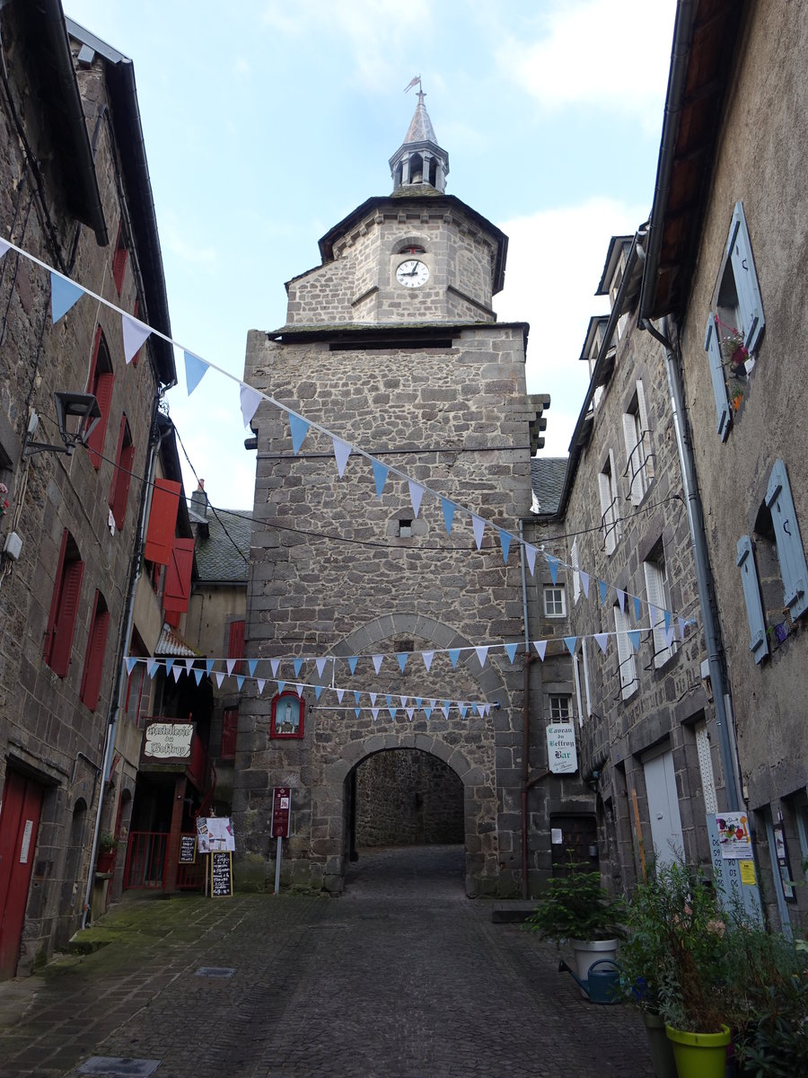 Besse-et-Saint-Anastaise, Rundturm Tour de Prison (20.09.2016)