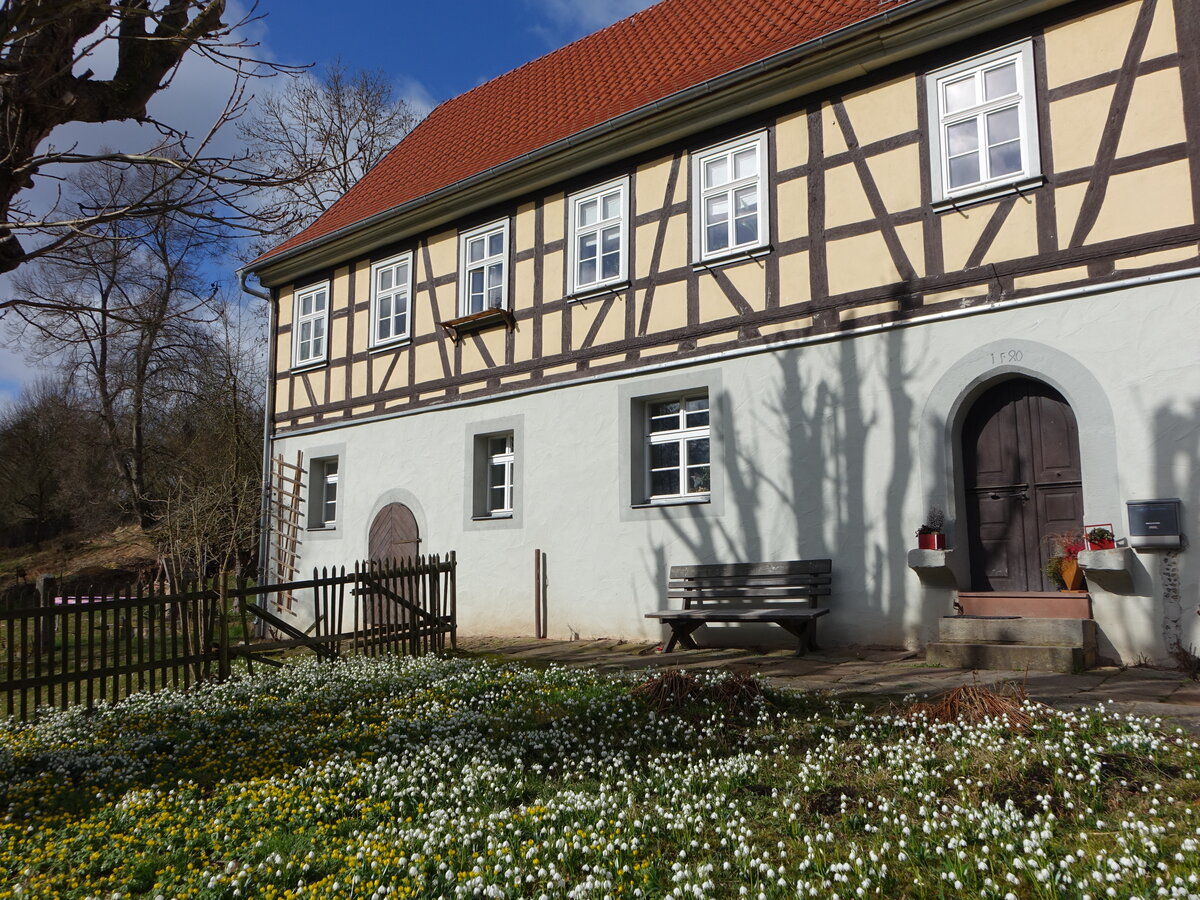 Bettenhausen, altes Pfarrhaus am Kirchberg, erbaut 1541 (26.02.2022)