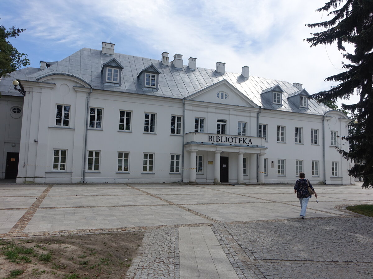 Biala Podlaska, Stadtbibliothek im Park Radziwillowski (15.06.2021)