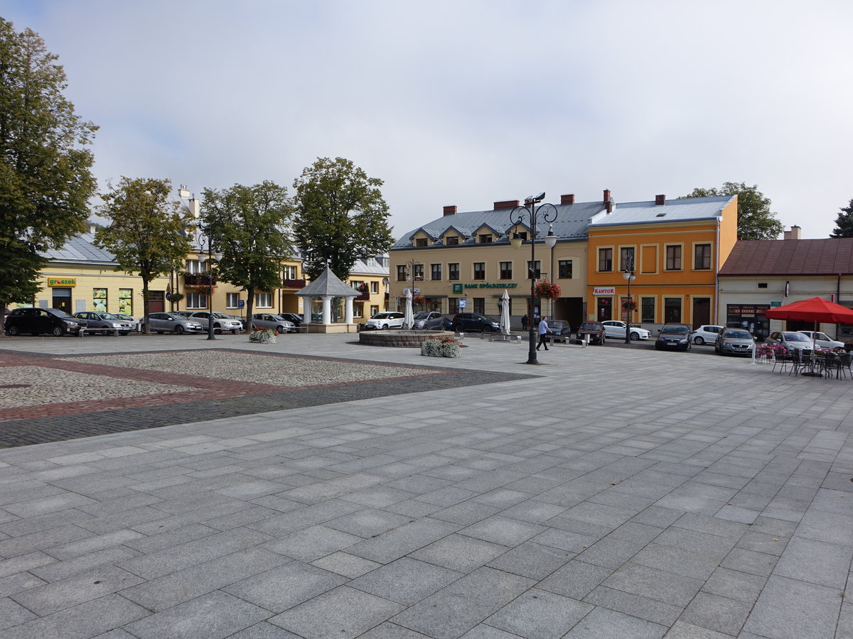 Biecz, historische Huser am Hauptplatz Rynek (03.09.2020)