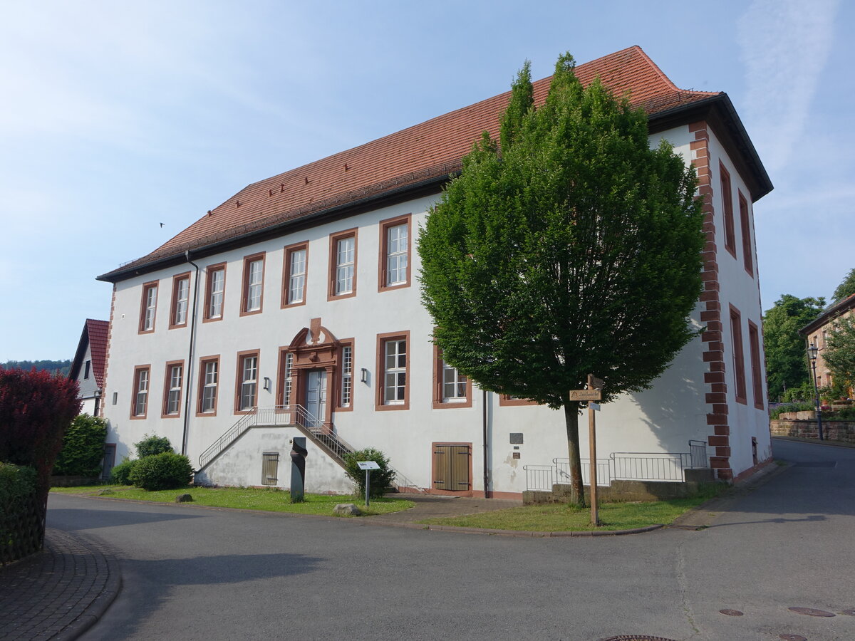 Bischhausen, altes Amtsgericht, erbaut von 1690 bis 1792 (04.06.2022)